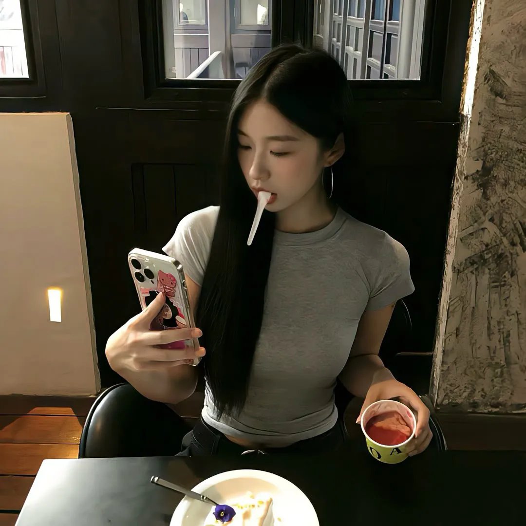 潜伏娇娃